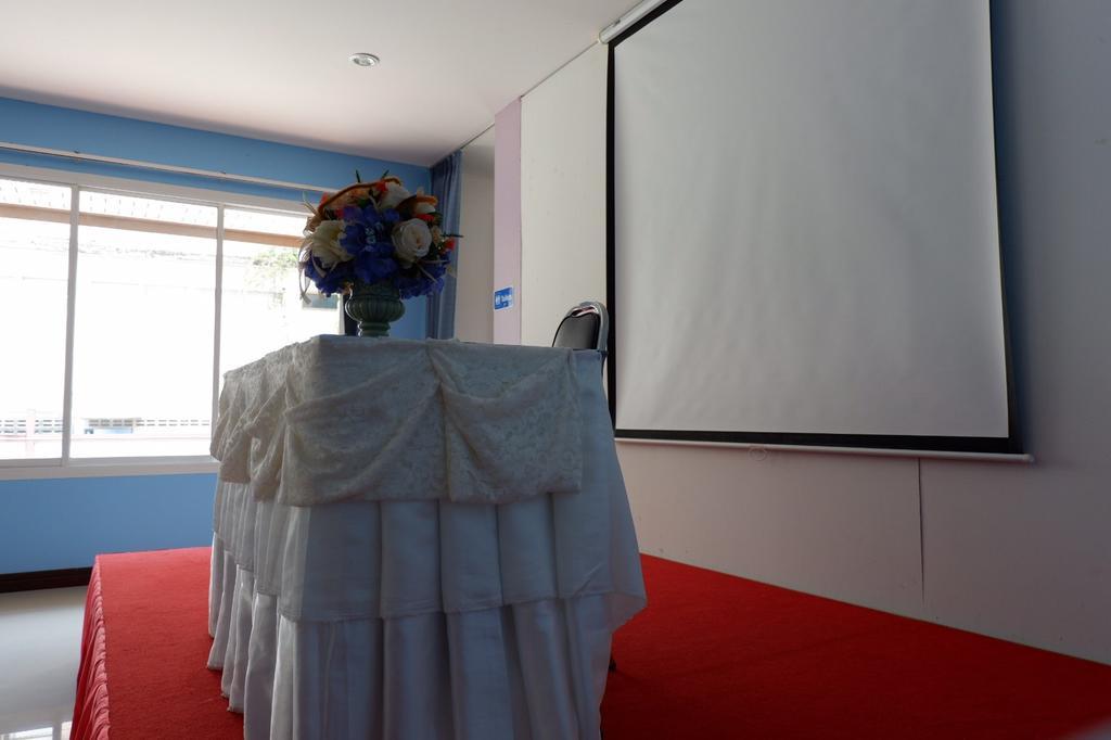 Na Chaidej Hotel Σούρατ Τανί Εξωτερικό φωτογραφία